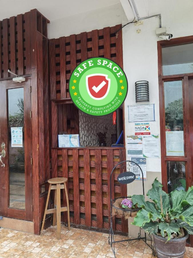 Reddoorz Near Colgante Bridge Naga City Ngoại thất bức ảnh