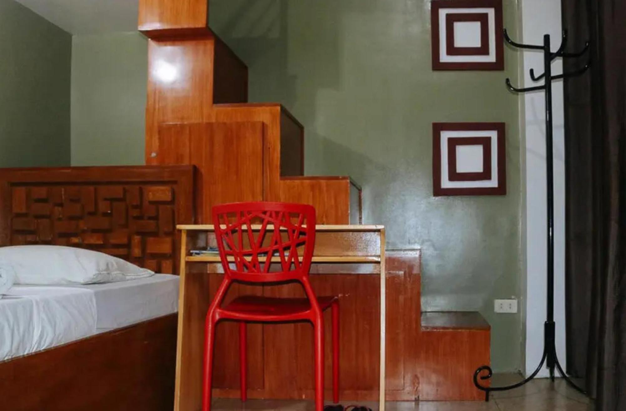 Reddoorz Near Colgante Bridge Naga City Ngoại thất bức ảnh