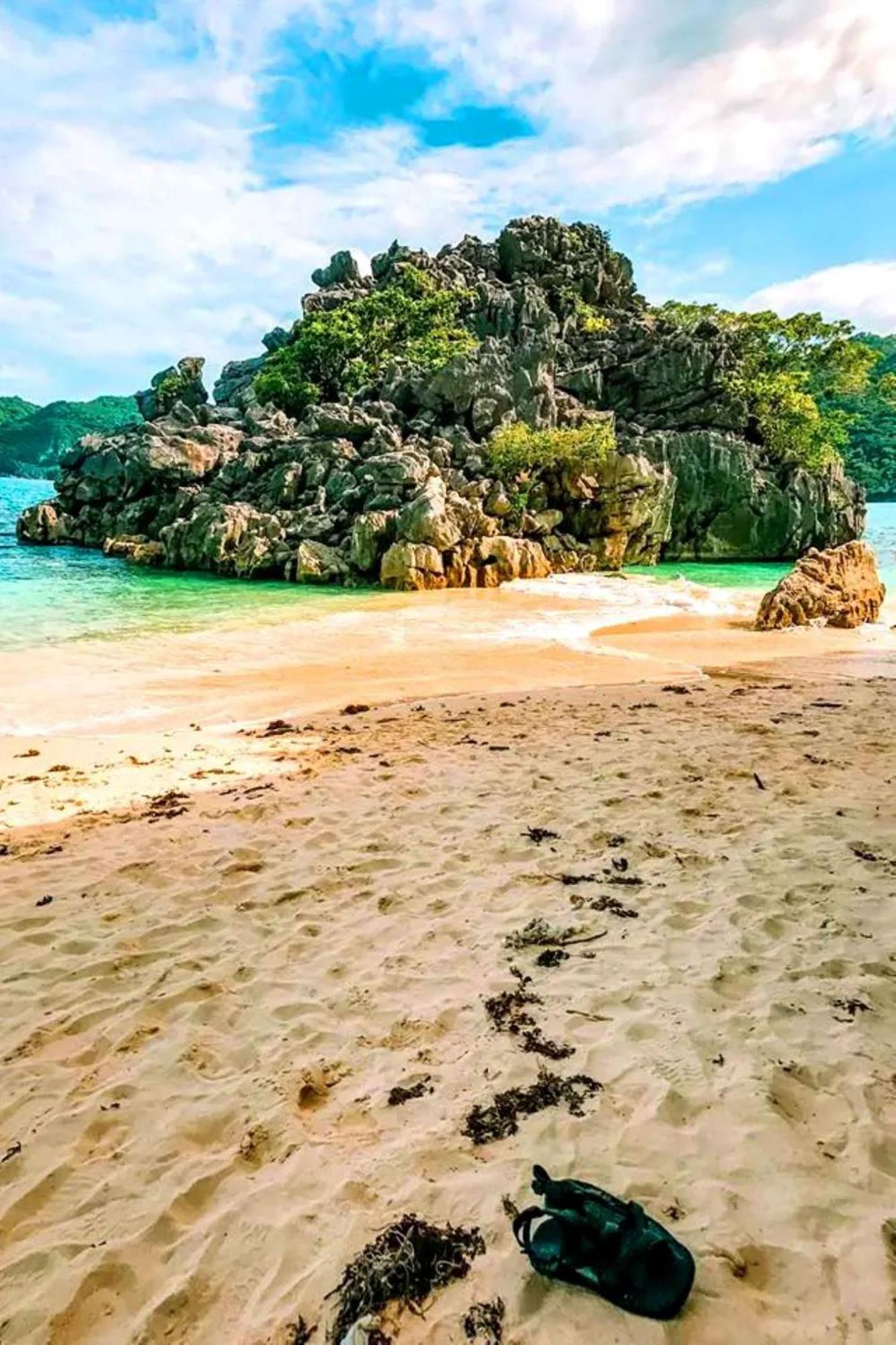Reddoorz Near Colgante Bridge Naga City Ngoại thất bức ảnh